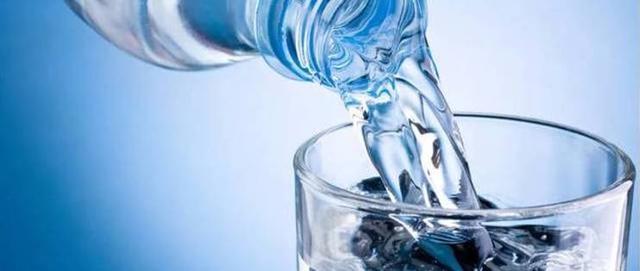 哪个牌子纯净水可以长期饮用(说说我心目中的十大瓶装饮用水)(12)