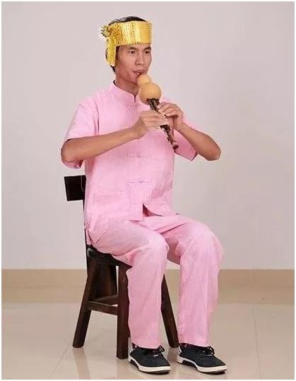 学葫芦丝新手入门指法教学(葫芦丝学习的基础)(4)