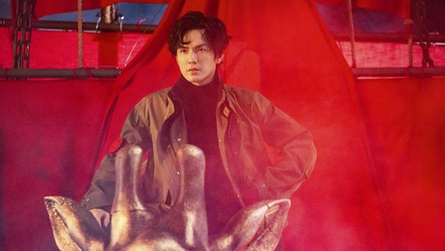 钟汉良谈婚姻经历(媒体拍钟汉良和妻子露面)(4)