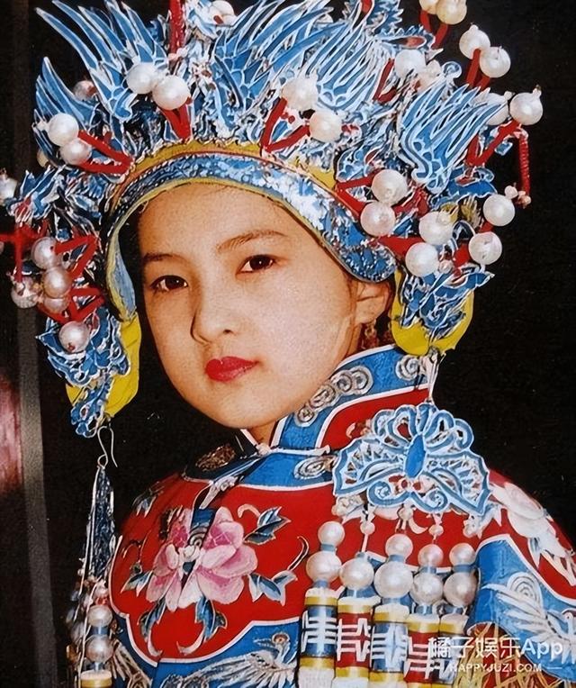 金铭小时候和现在对比（为考北大弃演还珠）(4)