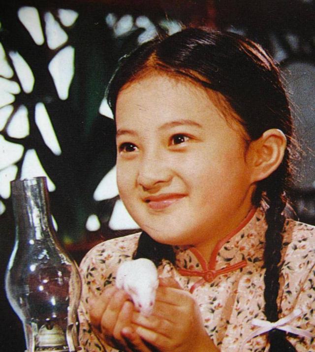 金铭小时候和现在对比（为考北大弃演还珠）(7)