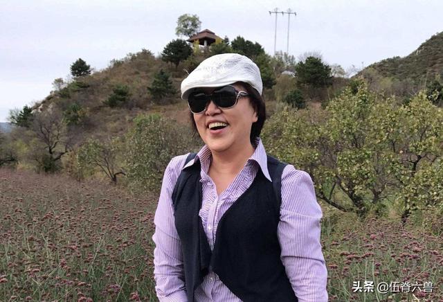 蓝盈莹:冯小刚非常了解现在的年轻人在想什么（冯小刚新戏杀青蓝盈莹金晨挑大梁）(13)