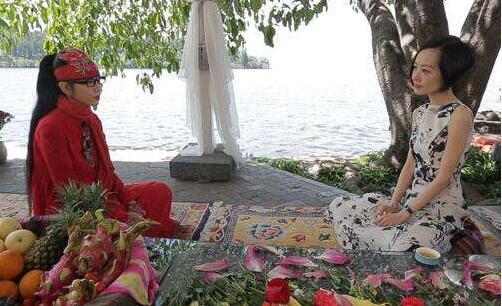 鲁豫有约杨丽萍来月亮宫(鲁豫采访谁谁就倒霉)(6)