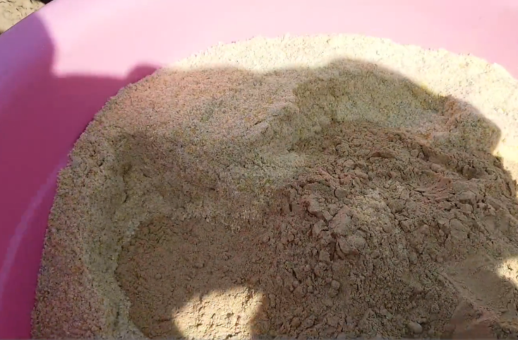 猪粪牛粪怎么处理成有机肥（猪粪怎么处理成有机肥）(图3)