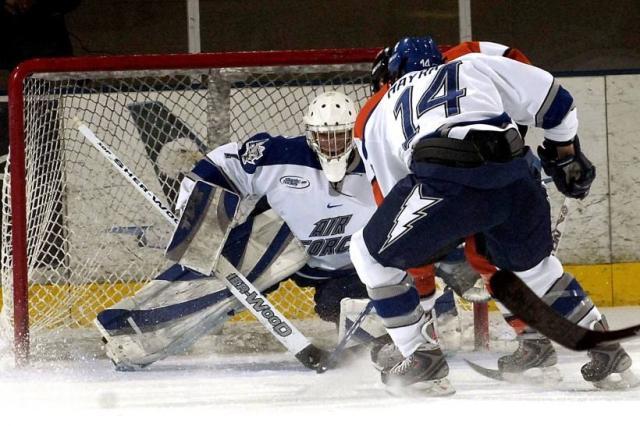 冰球为什么允许打架-（冰球为什么允许打架）(图6)