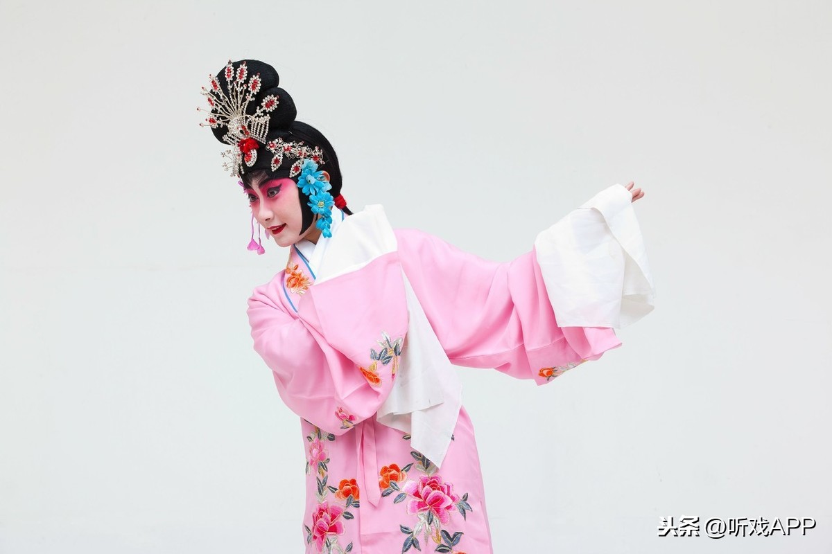 戏曲中花旦和青衣的区别是什么(花旦和青衣的区别)(图3) 戏曲中花旦和青衣的区别是什么(花旦和青衣的区别)(图3)