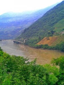 ​怒江在哪里(怒江在哪里属于哪个省)