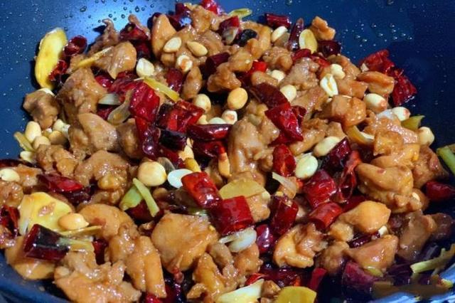 正宗宫保鸡丁详细做法及配料(很多人做法都错了)(14)