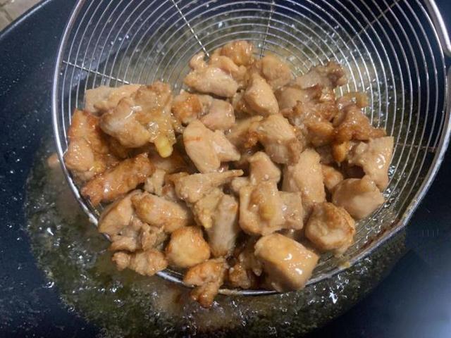 正宗宫保鸡丁详细做法及配料(很多人做法都错了)(11)