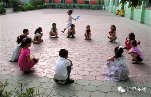 七八十年代的手帕(你还能记得连平人儿时用过的手帕)(5)