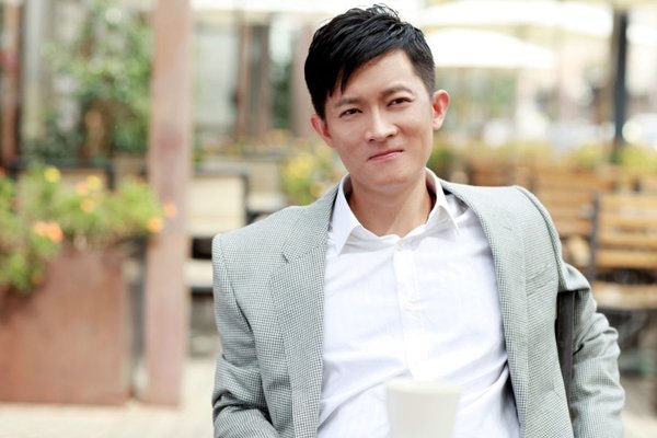 杨志刚刚谈话怎样怪怪的 兄长是谁?怎样不拍戏了