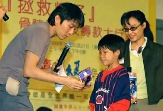 哪些艺人获紫荆星章(获紫荆星章的香港艺人) 第23张