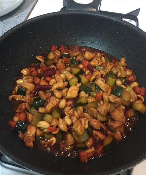 宫爆鸡丁名字的来源