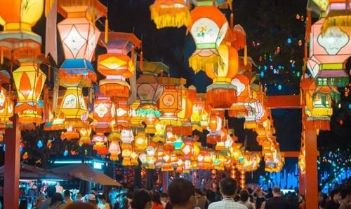 元宵节赏花灯的来历和寓意