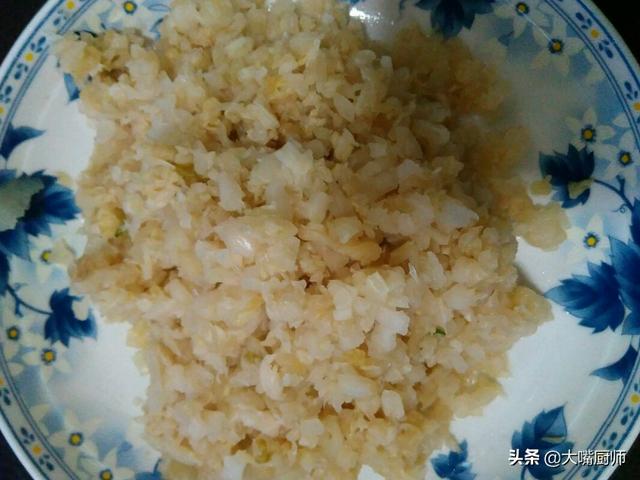 羊肉饺子馅怎么调好吃又不腻(包羊肉馅饺子牢记)(5)