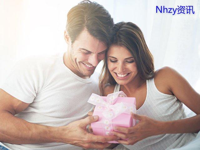 适合情侣买的物品（男性想要的情侣款物品排名）(3)