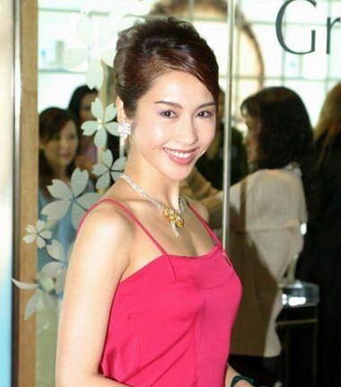 邓萃雯年轻照片(邓萃雯照片大全) 邓萃雯 照片 第13张