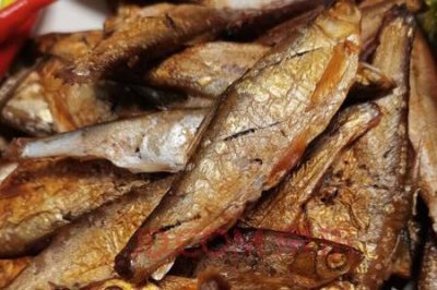 ​白洋淀特产熏鱼的吃法