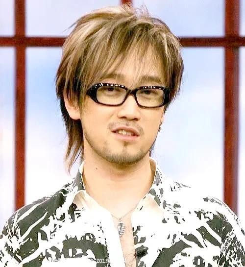 周传雄的个人资料简介（周传雄有哪些歌曲）