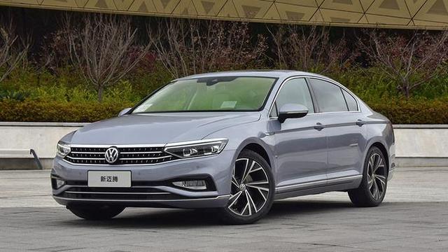 迈腾真的比帕萨特好吗迈腾和帕萨特哪个更值得购买(迈腾和帕萨特哪个值得买)(图3) 迈腾真的比帕萨特好吗迈腾和帕萨特哪个更值得购买(迈腾和帕萨特哪个值得买)(图3)