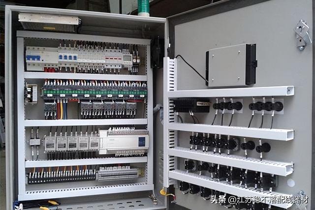 配电柜走线槽布线规范(配电柜Pvc行线槽安装时容易忽视的几点)(2)