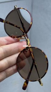 ​天然水晶石眼镜真假鉴别（4个方法教你辨别天然水晶石眼镜真假）