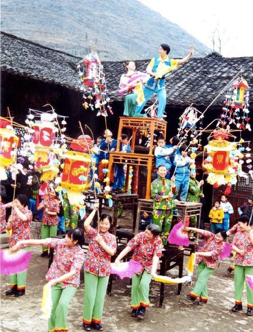 秀山距威宁有多远