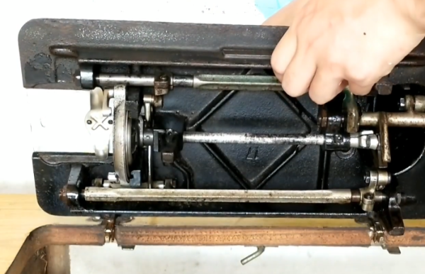 缝纫机跳线断线怎么办,飞人牌缝纫机跳线断线怎么办视频图4