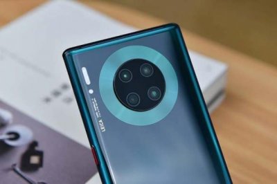 ​华为Mate30Pro多少钱一台（Mate30手机参数配置详情及图片）