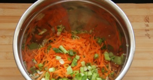 葫芦饼的制作过程,怎么煎葫芦菜图3