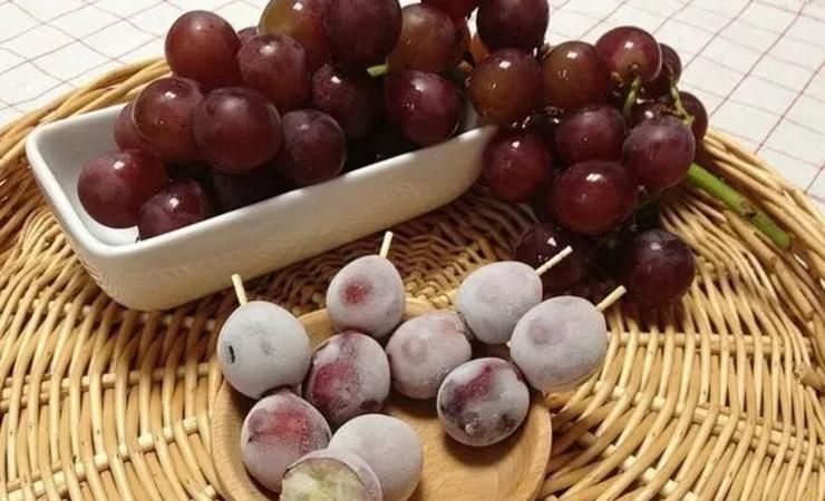 葡萄冰箱放久了