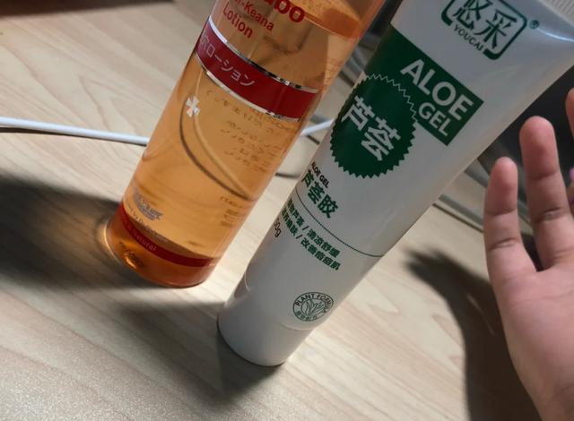 日常抹脸芦荟胶的正确使用方法(芦荟胶真正用法)(5)