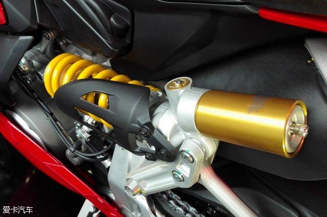 杜卡迪今年新款(杜卡迪959Panigale上市售价17.8万元)(8)