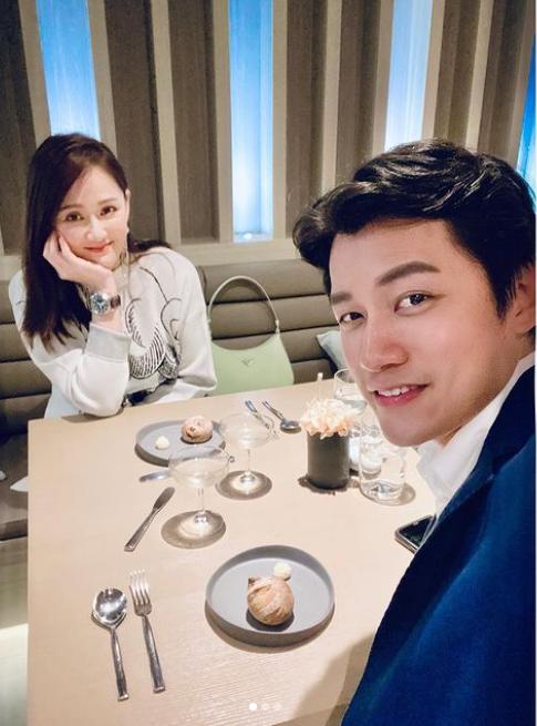 41岁陈乔恩与艾伦近照(陈乔恩被曝和艾伦要结婚)(4)