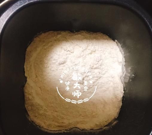 东菱面包机700克配料比例