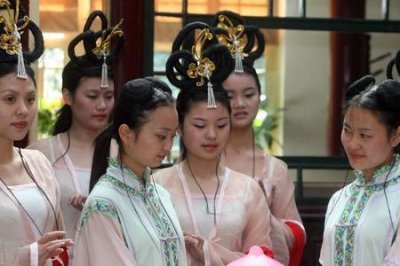 ​丫鬟和丫环什么区别