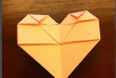 如何折爱心,如何将一张纸叠成一个爱心?图23