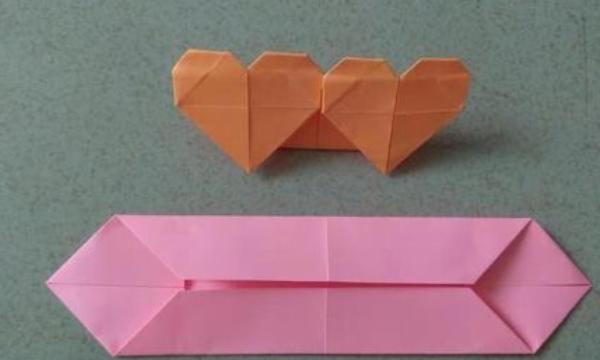 如何折爱心,如何将一张纸叠成一个爱心?图3
