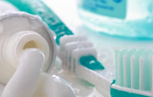 牙膏底部颜色条,牙膏管底部的颜色条代表了什么图1