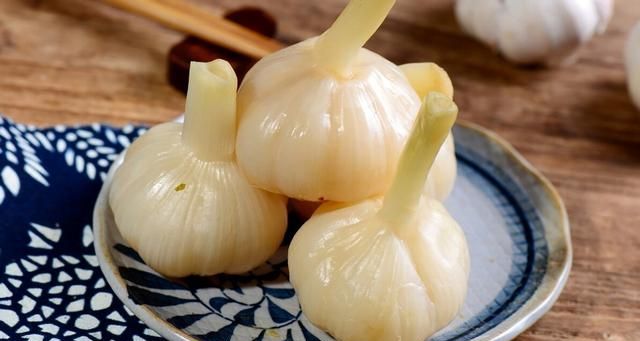 糖蒜怎么腌制，一斤糖蒜怎么腌制？图16