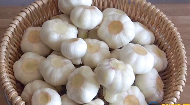 糖蒜怎么腌制，一斤糖蒜怎么腌制？图13