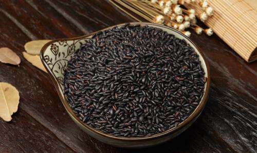 黑糯米怎样煮才软糯,家里每次蒸出来的黑米很硬怎么回事图5