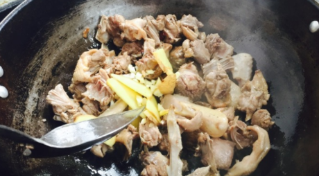 鸭怎么炒好吃,鸭肉怎么炒好吃 鸭肉的做法视频图16