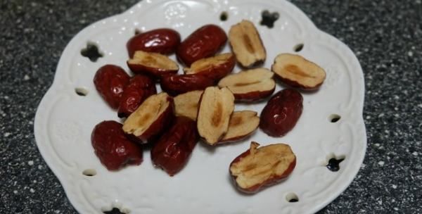 红糖发糕要放冰箱,红糖发糕吃不完怎么保存图9