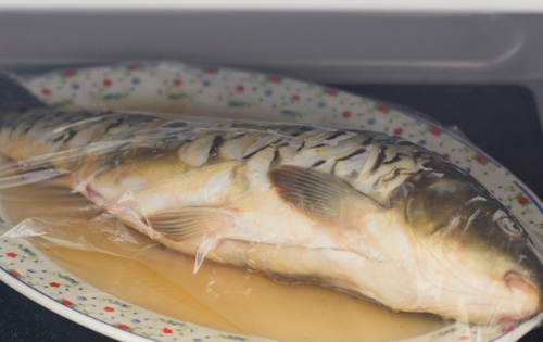微波炉清蒸鱼几分钟,微波炉怎么做清蒸鱼图4