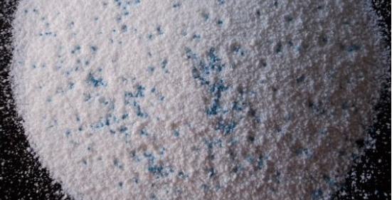 新买的牛仔裤怎样固色,黑色牛仔裤第一次洗怎么固色图14