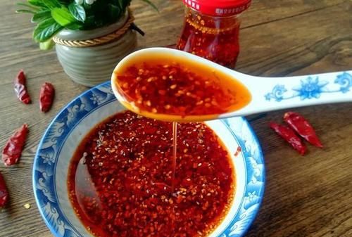 辣椒油怎么做才更香辣