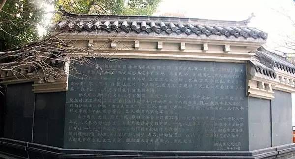 因千里家书只为墙六尺巷位于哪里