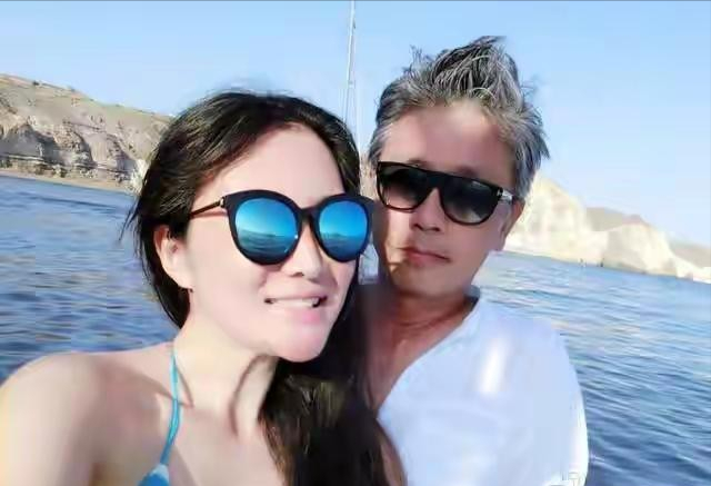 杜星霖:嫁给大31岁的张纪中,婚后连生2胎,我们是真心相爱