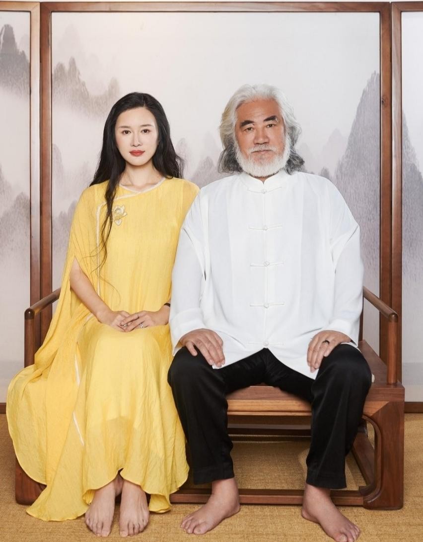 杜星霖:嫁给大31岁的张纪中,婚后连生2胎,我们是真心相爱